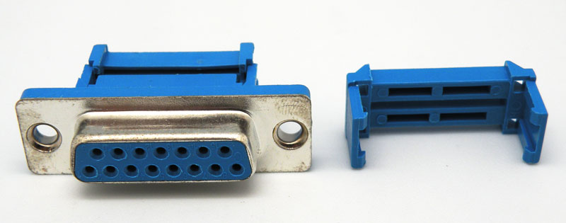 Conector SUB-D15 hembra desplamiento aislante